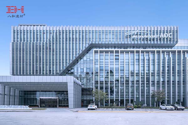 白云國際機(jī)場(chǎng)綜合信息樓